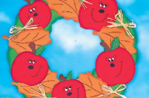 Abeceda krajčírka: ako sa robí veniec jabĺk s rukami