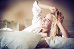 Zaznie alarm: Ako sa naučiť vstať budík
