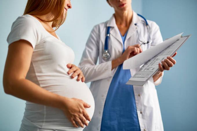Nebezpečné tehotenstvo od mužov starších 35: výskum vedcov