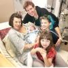 Milla Jovovich porodila svoje tretie dieťa: šťastná rodina bola zobrazená na webe