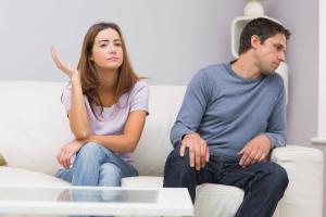 Prečo manžel výkriky a ako reagovať?