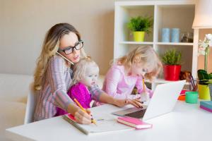 9 profesie, ktoré sú ideálne pre mamičky s malými deťmi