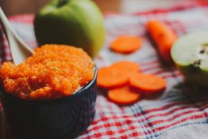 Prvá pevná strava: kaša mrkva recept