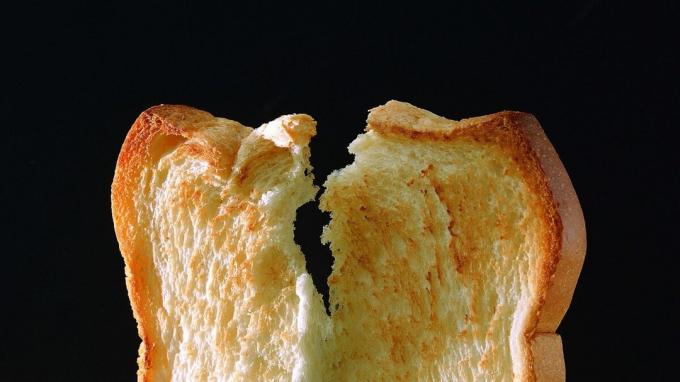Opečený chlieb - chlieb toast