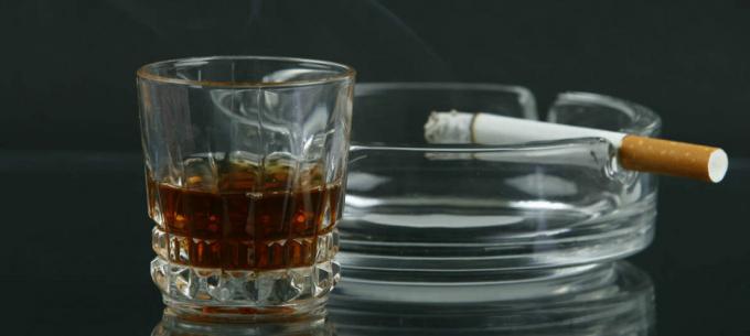 Alkohol a fajčenie - alkohol a fajčenie