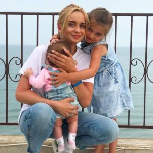 Day-2019 matka Lily rebríky, Tonia a Nina Matvienko povedal o výchove dcér